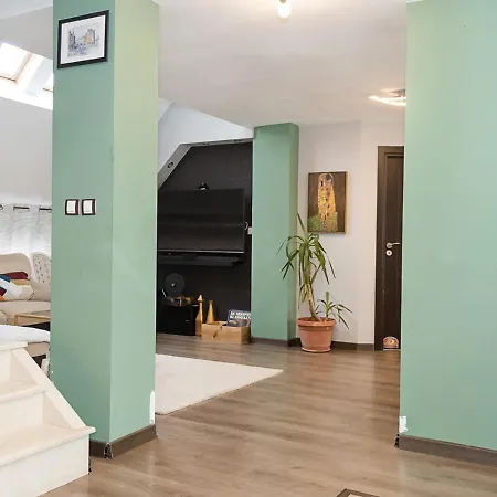 Апартаменты Modern 2-level With Balcony In By Flat Mаnager *