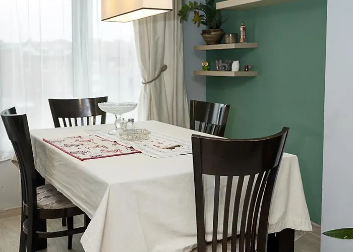 Modern 2-level With Balcony In By Flat Mаnager Várna