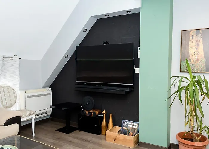 Modern 2-level With Balcony In By Flat Mаnager *