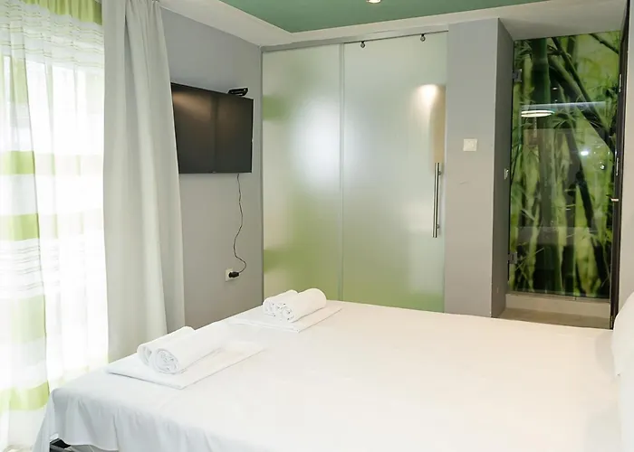 Modern 2-level With Balcony In By Flat Mаnager * 바르나